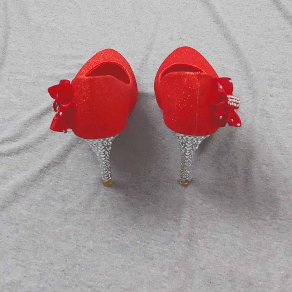 Super Sexy Red Sparkly High Heels * Size 40 ๐ - Picture 9 of 9